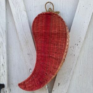 Vtg Red Wicker Chili Pepper basket